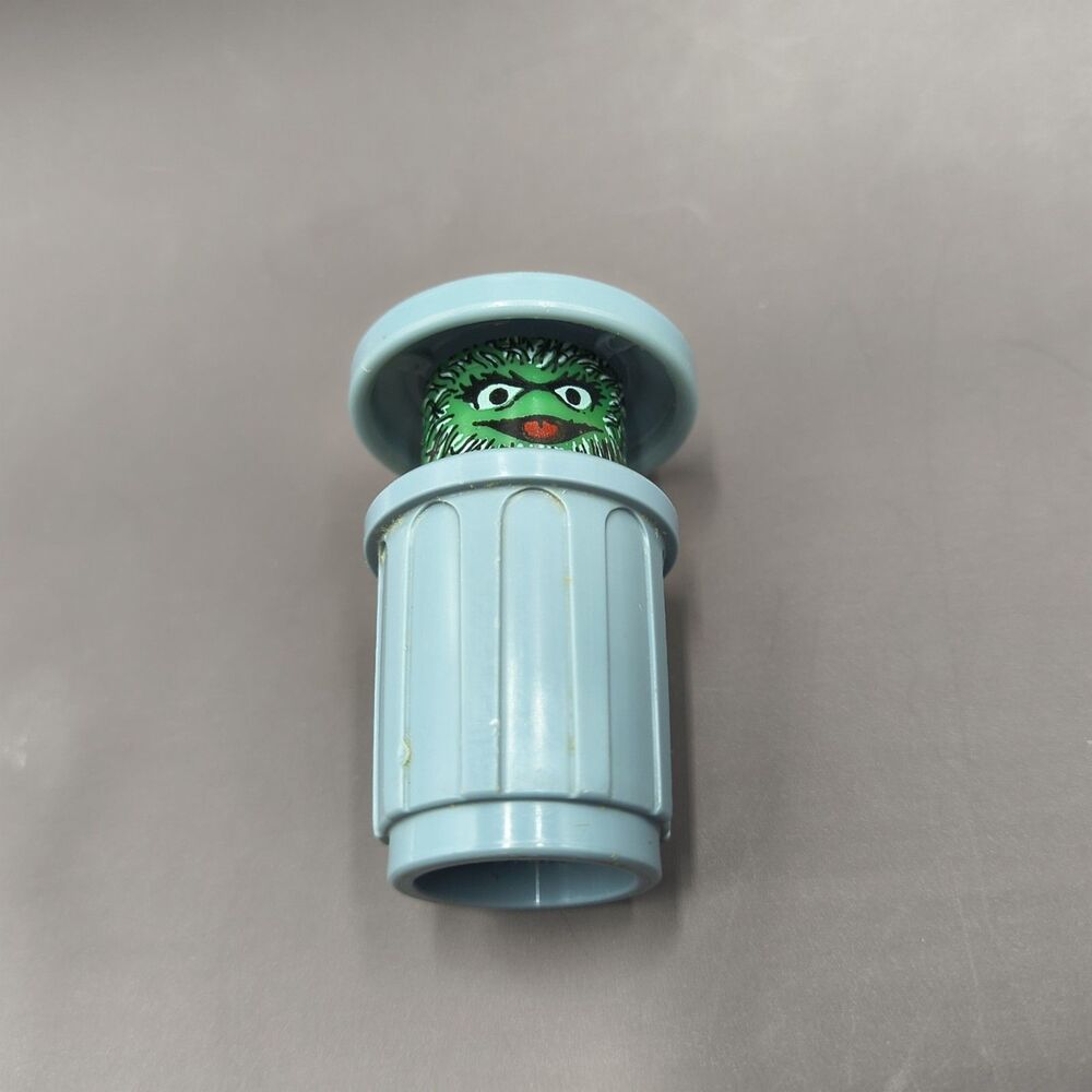 Oscar Grouch Little People Sesame Street Trash Can Goes Up Down Fisher Price Toy